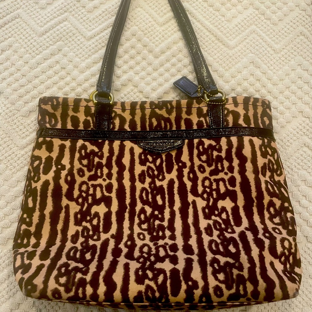 Gorgeous coach Tan and Black Nylon Leopard Print Bag